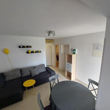 Apartman Katarina Apartment Крес Екстериор снимка