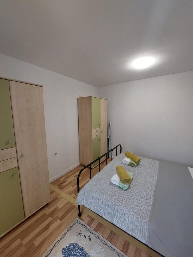 Apartman Katarina Apartment Крес Екстериор снимка